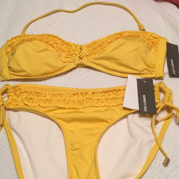 NWT Size Large Yellow Kenneth Cole Reaction Bikini with Ruffle Detail - Picture 4 of 7